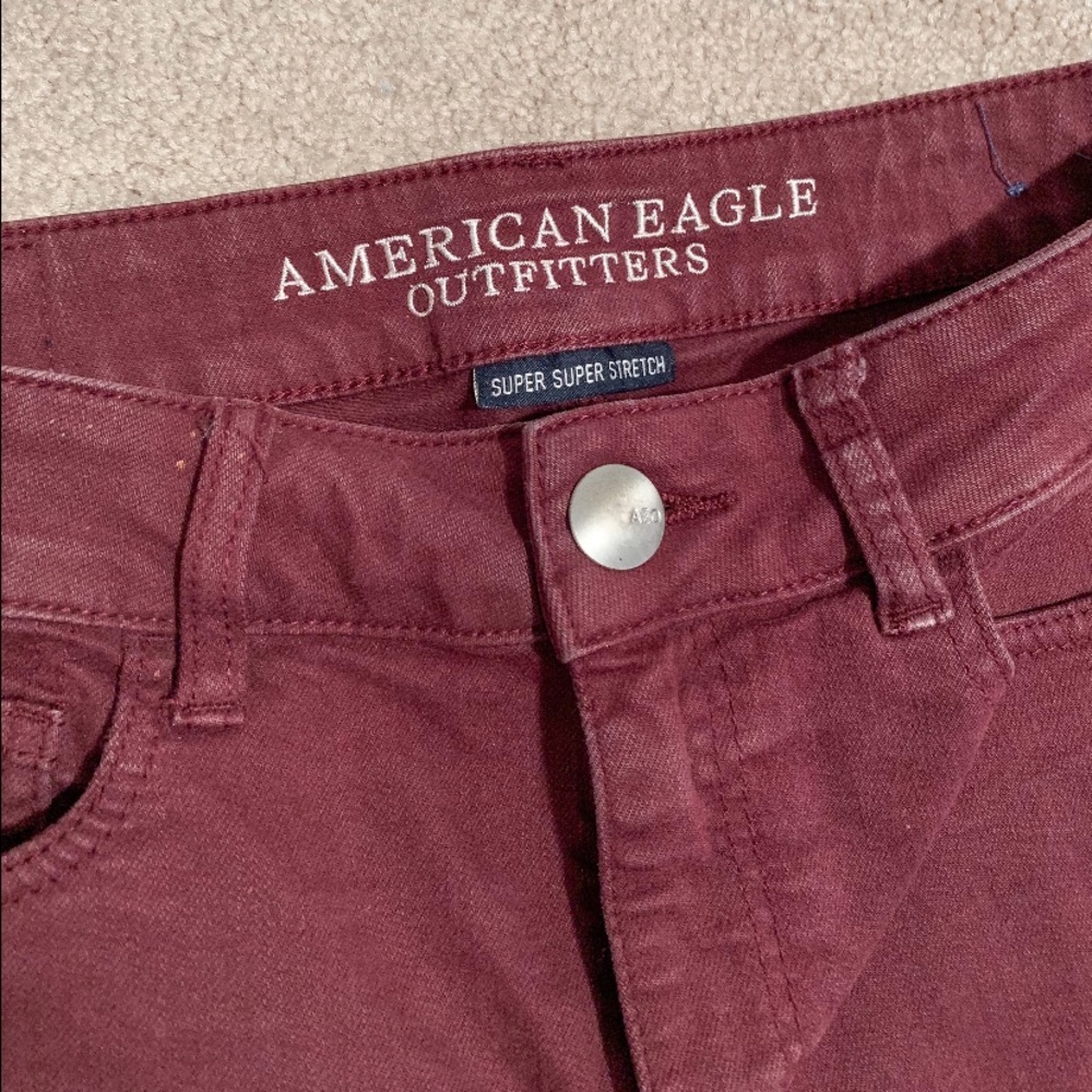 American Eagle Hi Rise Maroon Jean Short - Picture 3 of 6